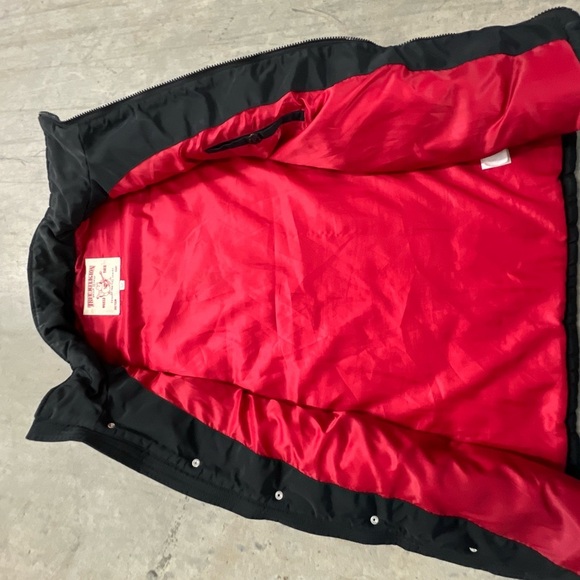 True Religion Black and Red Vest - Picture 8 of 9